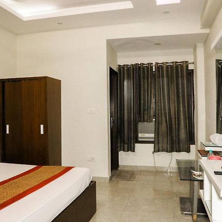 Hotel Centra Inn 뉴델리 외부 사진