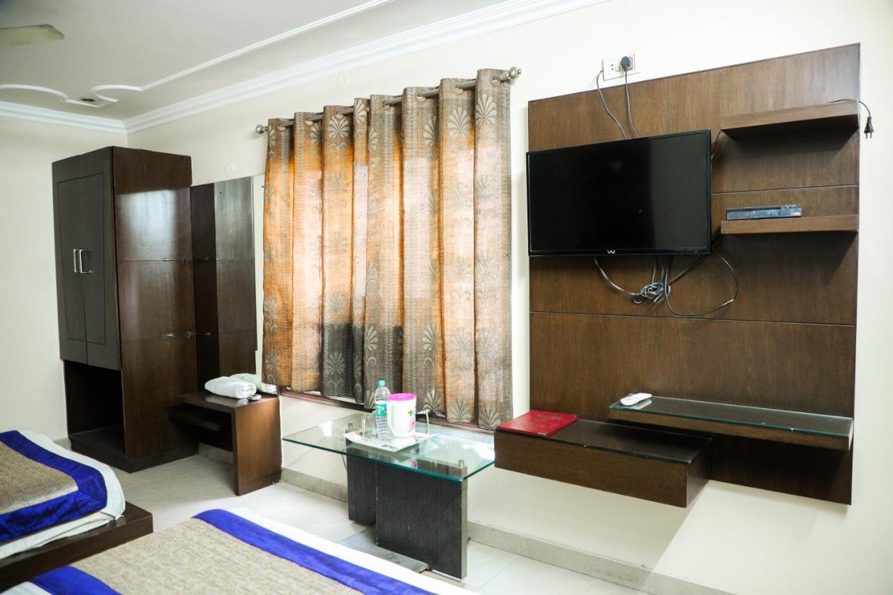 Hotel Centra Inn 뉴델리 외부 사진