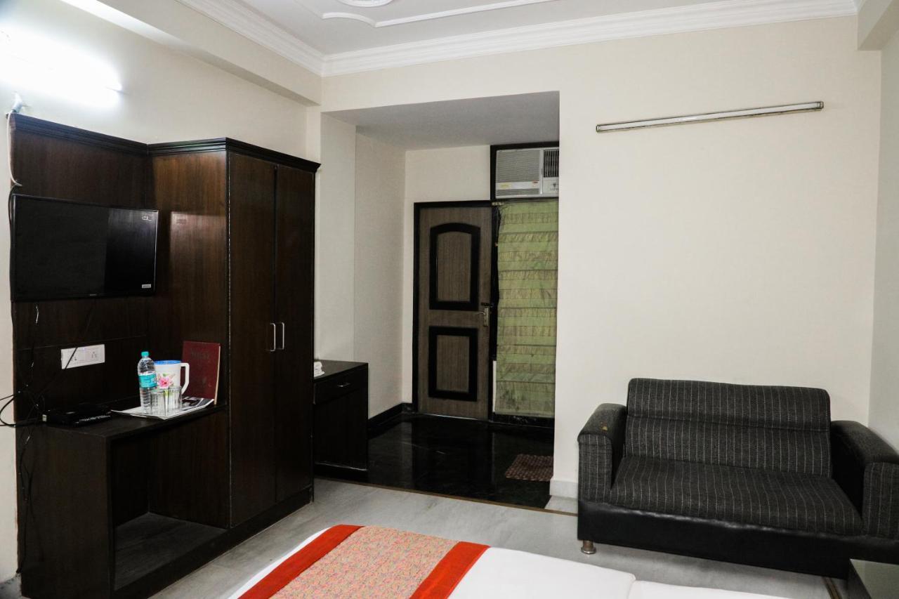 Hotel Centra Inn 뉴델리 외부 사진